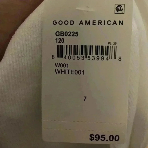 Good American Good Body Snap Henley Bodysuit - Picture 6 of 6